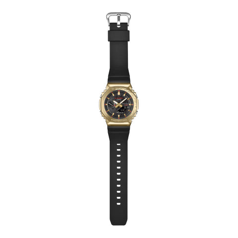 G-SHOCK GBM-2100CX-9AER – Édition Limitée Cheval de Feu 2026 – Solaire + Bluetooth – Acier Doré – 20 ATM
