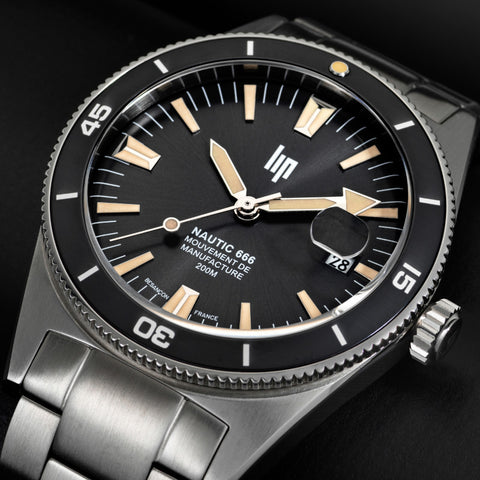 Montre LIP Nautic 666 Automatique 39 mm – Réf. 676053 – Mouvement Manufacture R26, Acier & Verre Saphir, Étanche 200 m