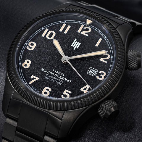 Montre LIP Type 14 Automatique 41 mm – Réf. 676033 – Mouvement Manufacture R26, PVD Noir, Acier & Verre Saphir, Étanche 100 m