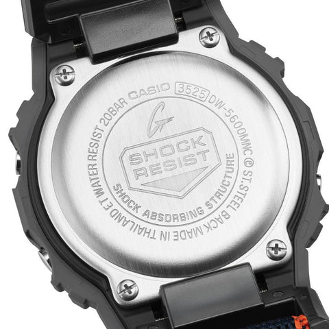 G-SHOCK DW-5600MNC-8A2ER – Montre Multicolore Bracelet Tissu FIDLOCK®