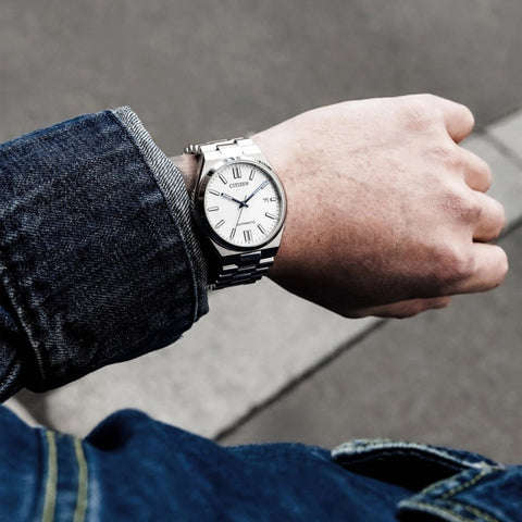 Citizen Tsuyosa NJ0159-86A – Montre Automatique Homme Exclusive Europe 40mm Cadran Argenté