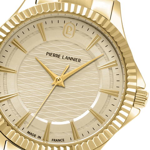Montre Femme METROPOLITAIN Doré Cadran Argenté Bracelet Acier Doré 16 MM Réf 018Q542