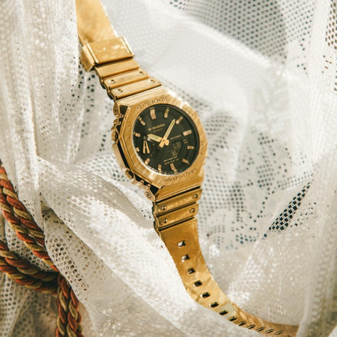 G-SHOCK GM-2100YMG-9AER – Montre Homme Métal Gold Skeleton 44mm Résistante aux Chocs