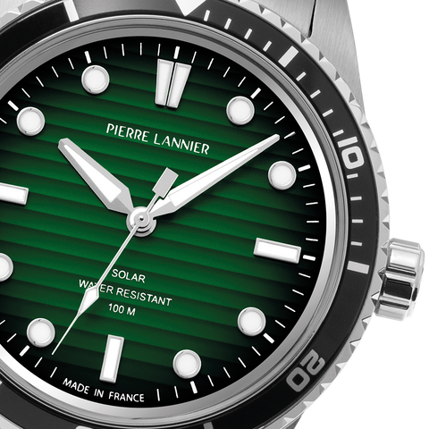 Montre Homme Inti – Cadran Vert & Bracelet Acier Argenté 22 mm Réf. 244H171 – Pierre Lannier
