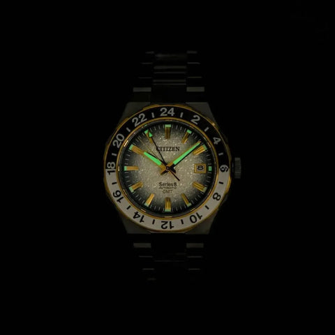 Montre Citizen Serie 8 GMT Automatique 41 mm – Réf. NB6035-55H – Winter Night Glow Édition Limitée, Calibre 9054