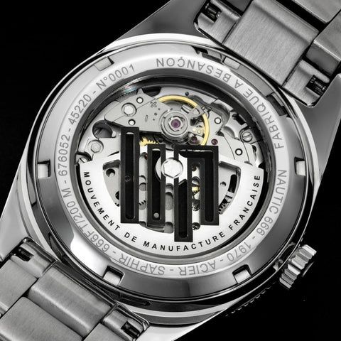 Montre LIP Nautic 666 Automatique 39 mm – Réf. 676052 – Mouvement Manufacture R26, Acier & Verre Saphir, Étanche 200 m, Bracelet Acier