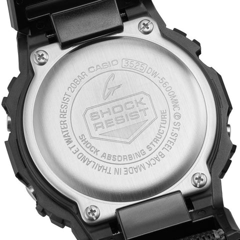 G-SHOCK DW-5600MNC-1ER – Montre Bracelet Tissu Extensible FIDLOCK®