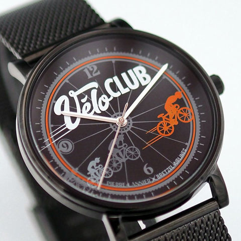 Montre Bretzel Vélo Club – Pierre Lannier x Bretzel Airlines : boîtier noir 40,5 mm, bracelet milanais acier noir, design cycliste alsacien, étanche 50 m, quartz. Édition spéciale Made in France.
